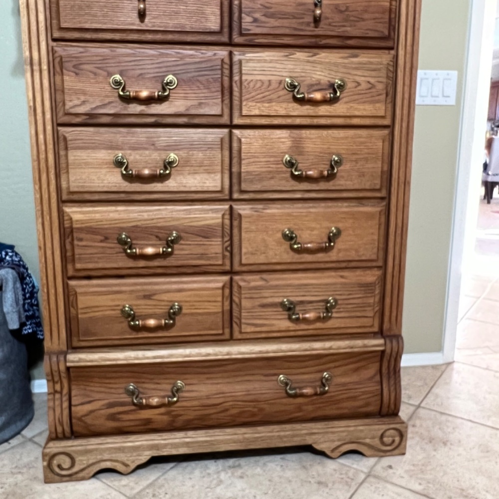 Beautiful solid Oak Furniture - Picture 5 of 9